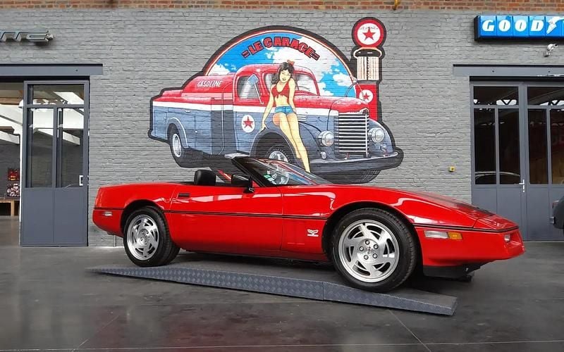 Rouge Occasion 1991 Corvette C4 Cabriolet | 29 990 € - Image 1/4