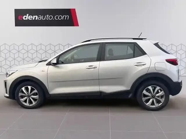 Occasion Kia Stonic 100 ch (73 kW) 2023 Sparkling silver SUV