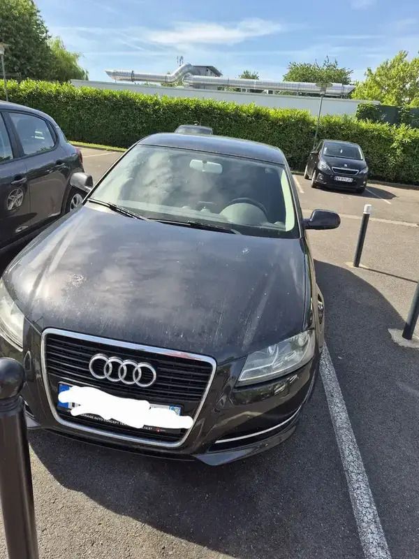 Utilisé 2012 Audi A3 Sportback Attraction Berline | 14 500 € - Image 1/4