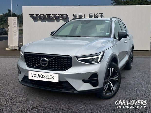 Gris Utilisé 2024 Volvo XC40 Plus SUV | 34 900 € (Bon prix) - Image 1/4