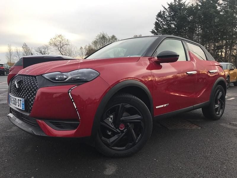 Rouge Utilisé 2019 DS Automobiles DS3 Crossback Performance SUV | 14 950 € (Bon prix) - Image 1/4