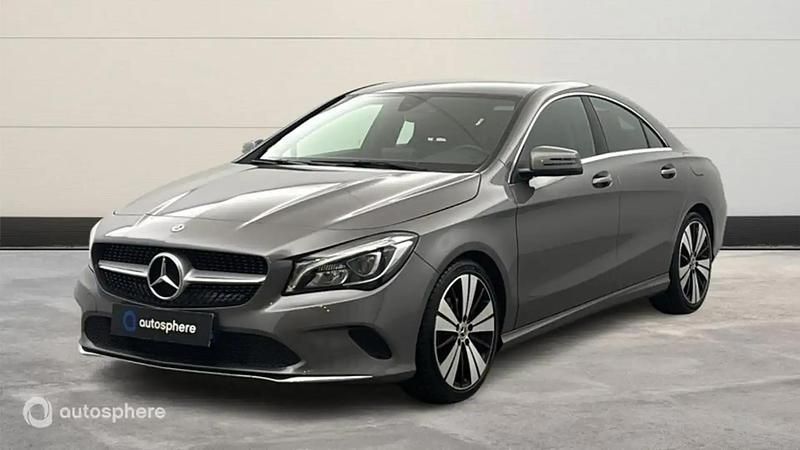 Gris Occasion 2017 Mercedes CLA180 Berline | 21 990 € (Prix juste) - Image 1/4