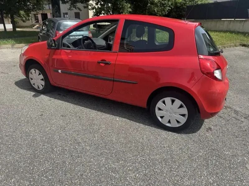 Image 2/4