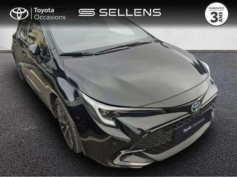Utilisé 2024 Toyota Corolla Design Berline | 31 990 € (Prix cher) - Image 1/1