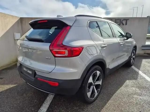 Occasion Volvo XC40 Plus 166 ch (122 kW) 2025 Argent aurore métallisé SUV