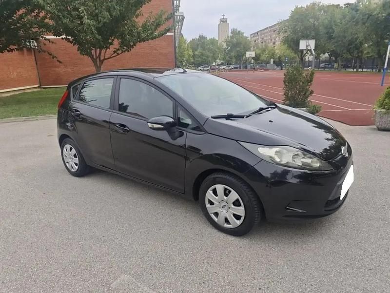 Utilisé 2000 Ford Fiesta Citadine | 2 472 € - Image 1/4