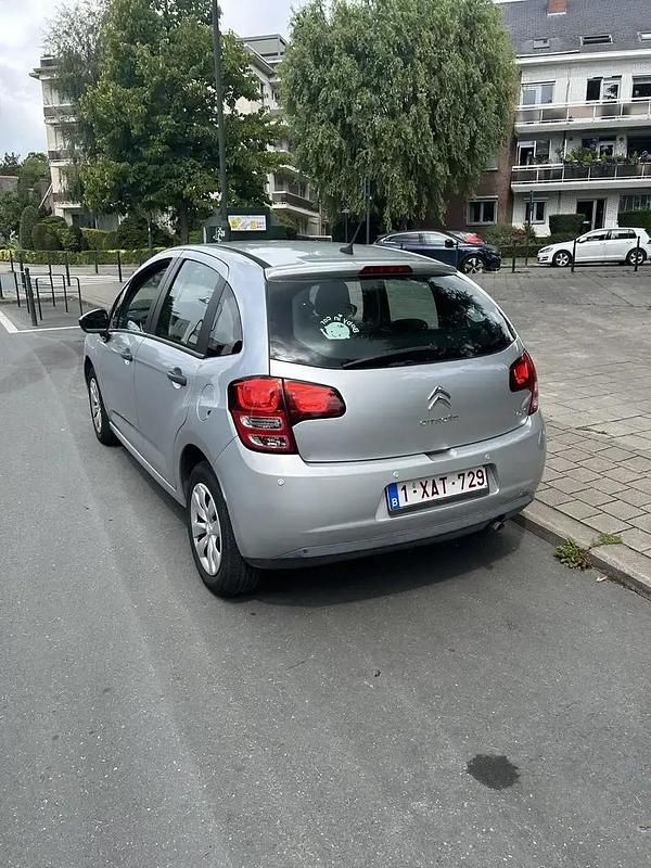 Image 2/4