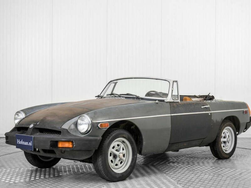 Gris Utilisé 1977 MG B Cabriolet | 3 900 € - Image 1/4