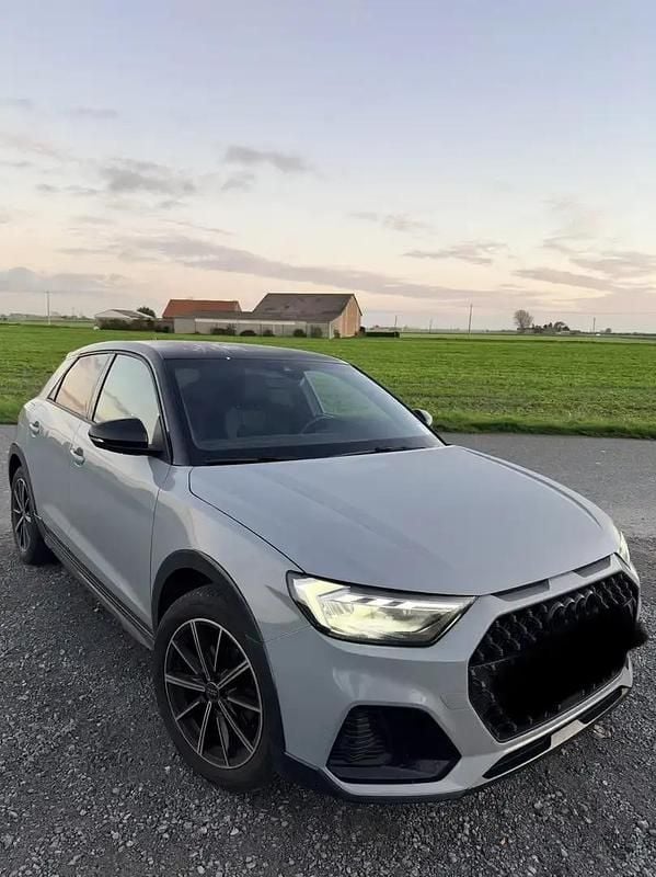 Occasion 2020 Audi A1 Design Berline | 22 490 € (Prix juste) - Image 1/4