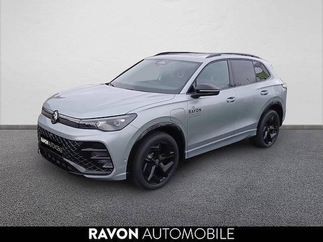 Utilisé 2025 VW Tiguan R-line Edition SUV | 56 490 € (Prix juste) - Image 1/4