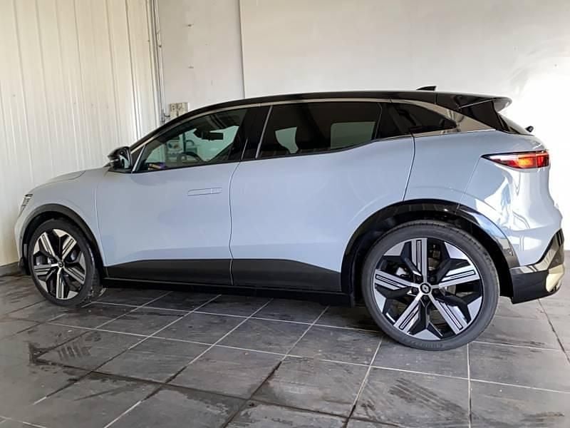 Occasion Renault Megane E-Tech Iconic 161 kW (220 ch) 2024 Berline