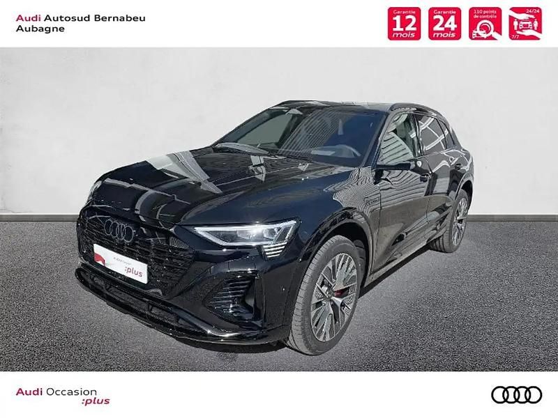 Noir mythe métallisé Utilisé 2023 Audi Q8 e-tron S-Line SUV | 78 980 € (Prix assez cher) - Image 1/4