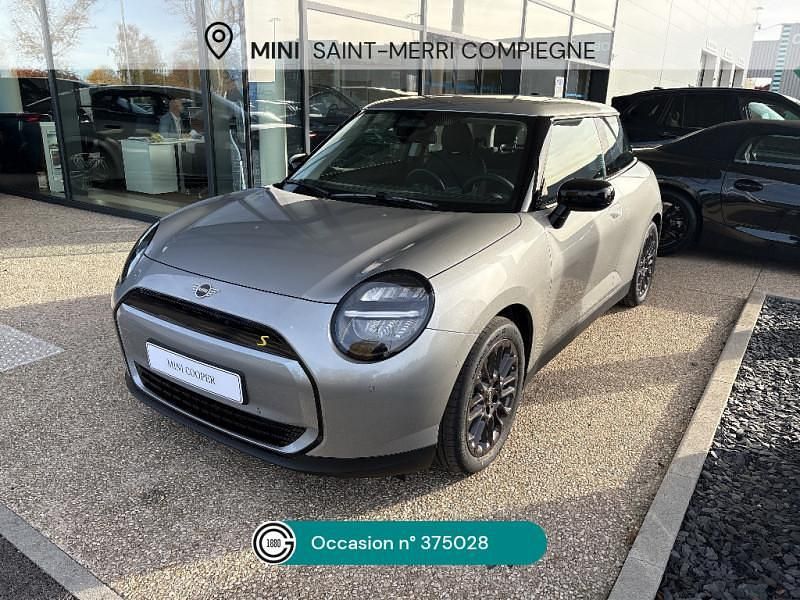 Nouvelle 2025 Mini Cooper Essential Citadine | 30 795 € (Prix juste) - Image 1/4