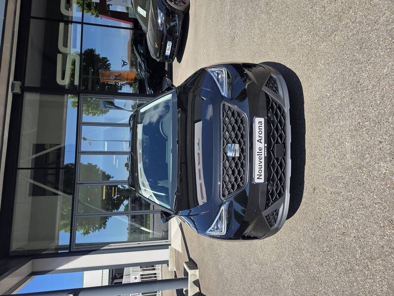 Noir Nouvelle 2025 Seat Arona SUV | 22 700 € (Prix cher) - Image 1/3