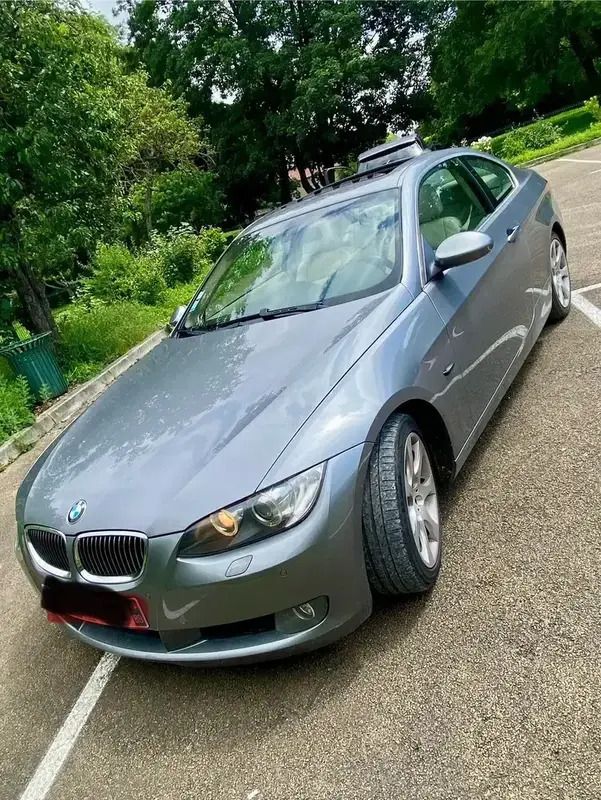 Gris Utilisé 2008 BMW 325 Coupé | 8 000 € - Image 1/4