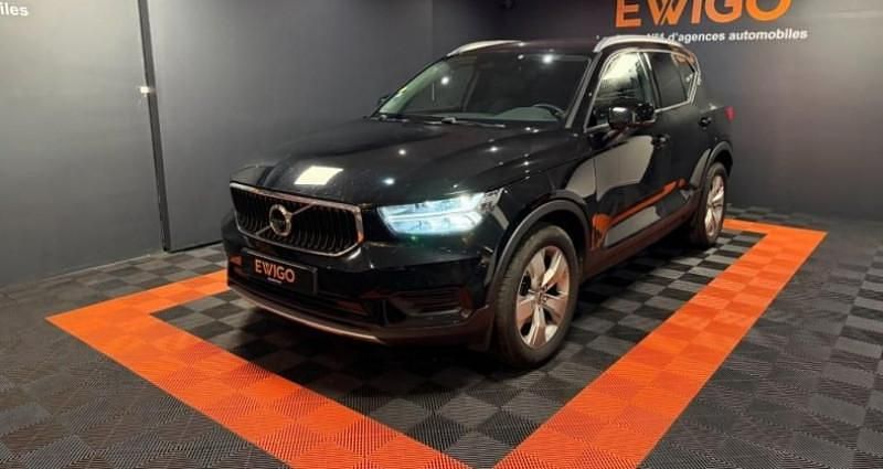 Noir Occasion 2019 Volvo XC40 Momentum SUV | 19 990 € (Prix juste) - Image 1/4