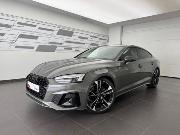 Gris Nouvelle 2025 Audi A5 Sportback Competition | 65 900 € - Image 1/4