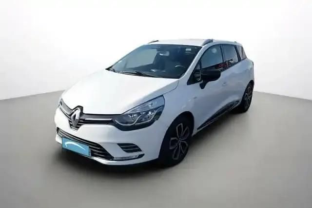 Blanc Utilisé 2019 Renault Clio GrandTour Break | 11 600 € - Image 1/4