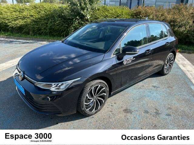 Noir Utilisé 2023 VW Golf VIII Life Berline | 27 970 € (Prix juste) - Image 1/4