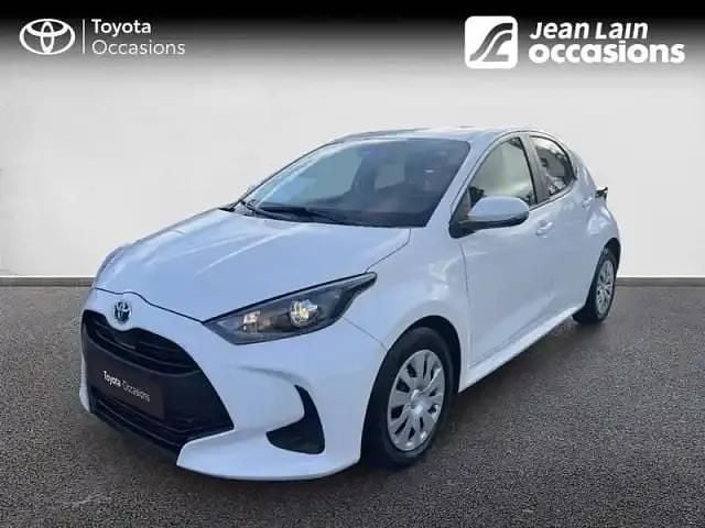 Occasion Toyota Yaris 2023 Blanc pur Berline
