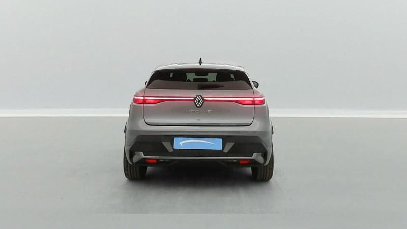 Image 4/4