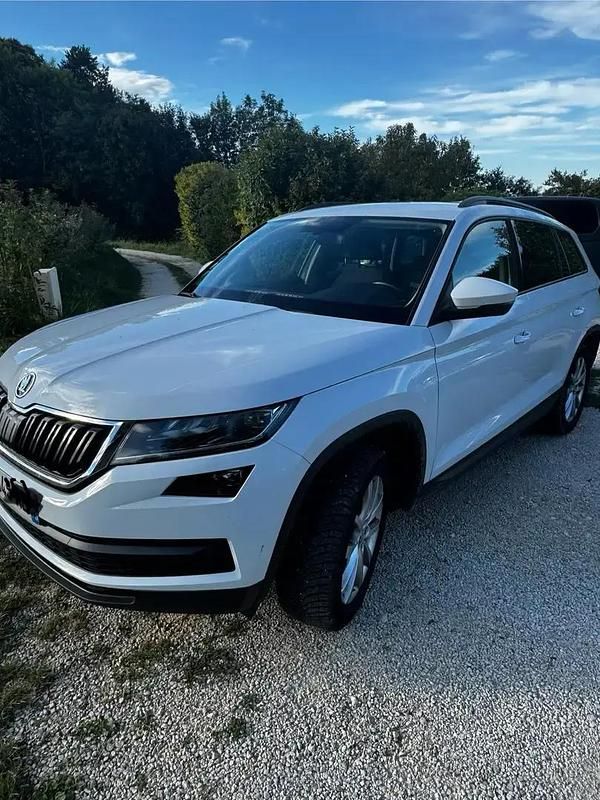 Blanc Utilisé 2019 Skoda Kodiaq Ambition SUV | 22 000 € (Super prix) - Image 1/4
