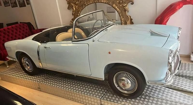 Bleu Occasion 1959 Fiat 1200 Cabriolet | 55 000 € - Image 1/4