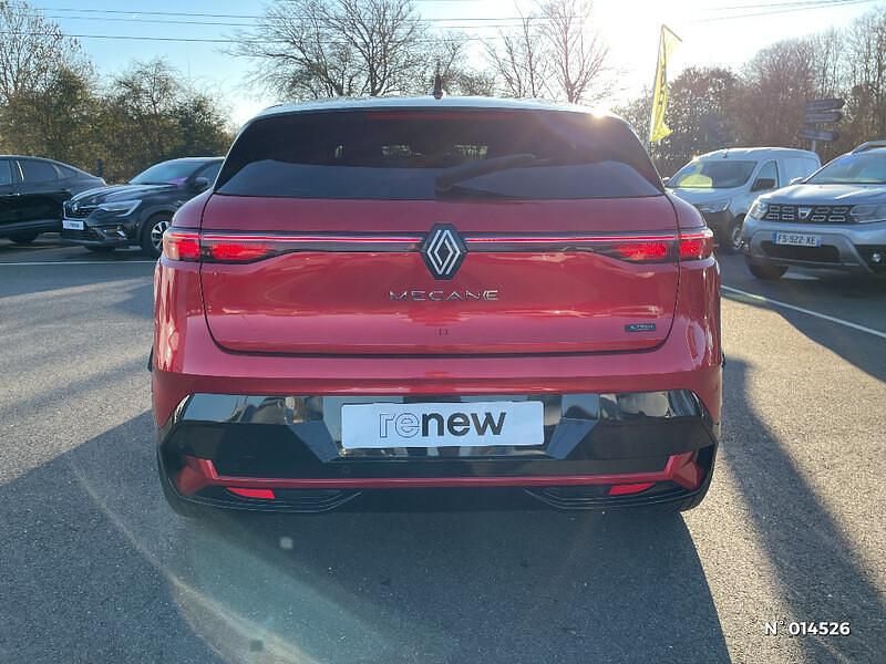 Occasion Renault Megane E-Tech Iconic 161 kW (220 ch) 2023 Rouge Berline