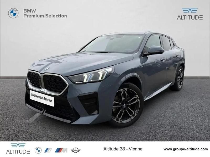 Blanc Occasion 2025 BMW X2 M Sport SUV | 42 700 € (Bon prix) - Image 1/4