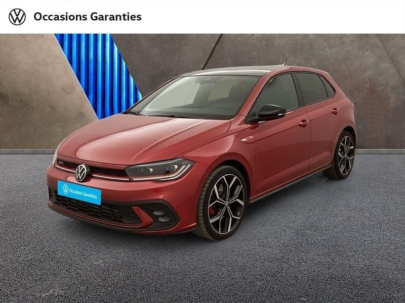 Rouge roi metallise toit noir Occasion 2024 VW Polo GTI Berline | 31 590 € (Prix assez cher) - Image 1/4