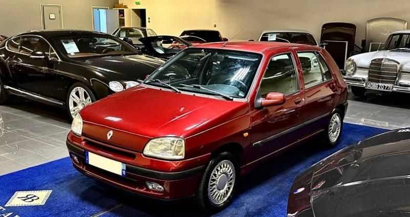 Occasion Renault Clio 90 ch (66 kW) 1996 Citadine