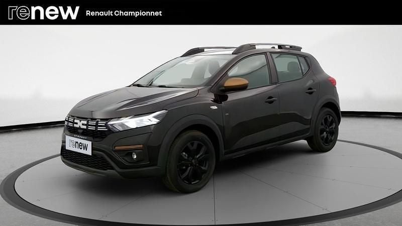 Noir Utilisé 2025 Dacia Sandero Extreme Citadine | 17 990 € (Prix assez cher) - Image 1/4