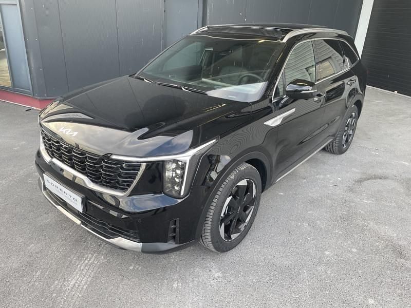 Noir ebã¨ne mã©tallisã© Utilisé 2025 Kia Sorento 2 SUV | 58 999 € - Image 1/4
