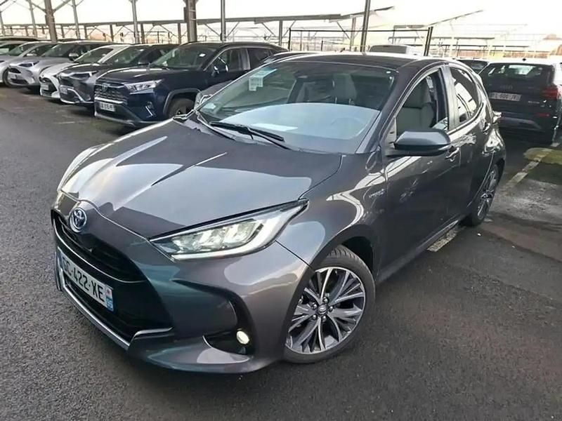 Occasion Toyota Yaris Hybrid 94 ch (69 kW) 2021 Gris Berline