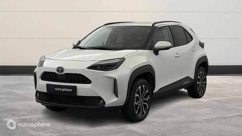 Utilisé 2024 Toyota Yaris Cross Design SUV | 25 299 € (Prix juste) - Image 1/4