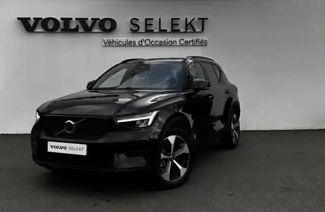 Noir onyx metallise Occasion 2025 Volvo XC40 SUV | 37 490 € - Image 1/4