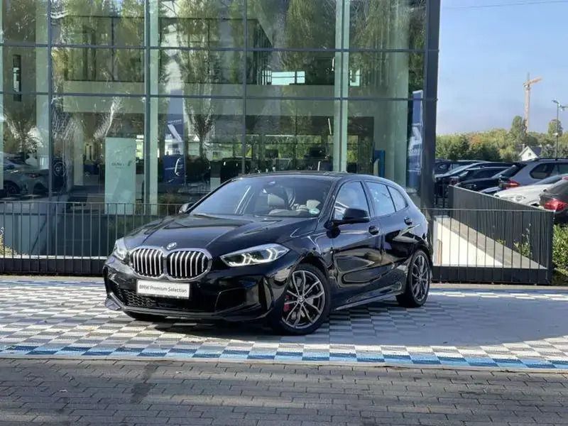 Noir Utilisé 2022 BMW 128 Sport Line Berline | 42 974 € - Image 1/4