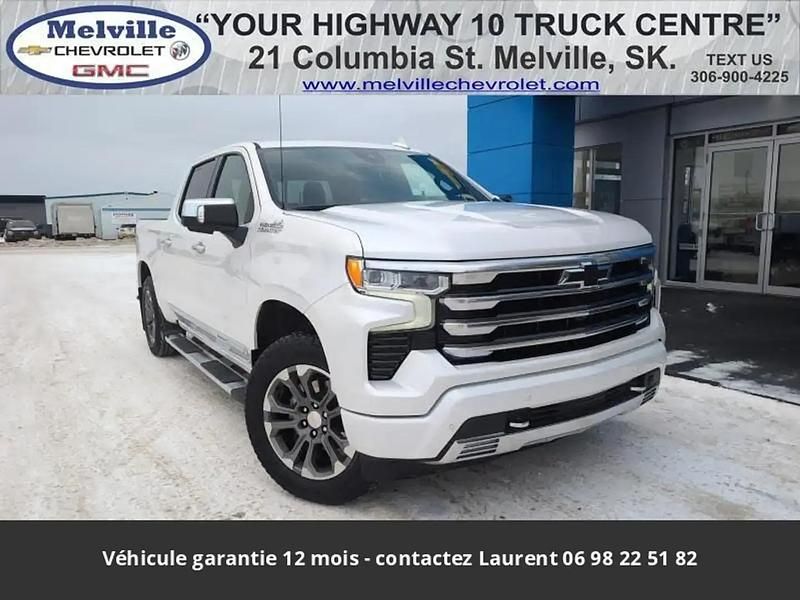Blanc Occasion 2023 Chevrolet Silverado SUV | 59 742 € (Prix juste) - Image 1/4