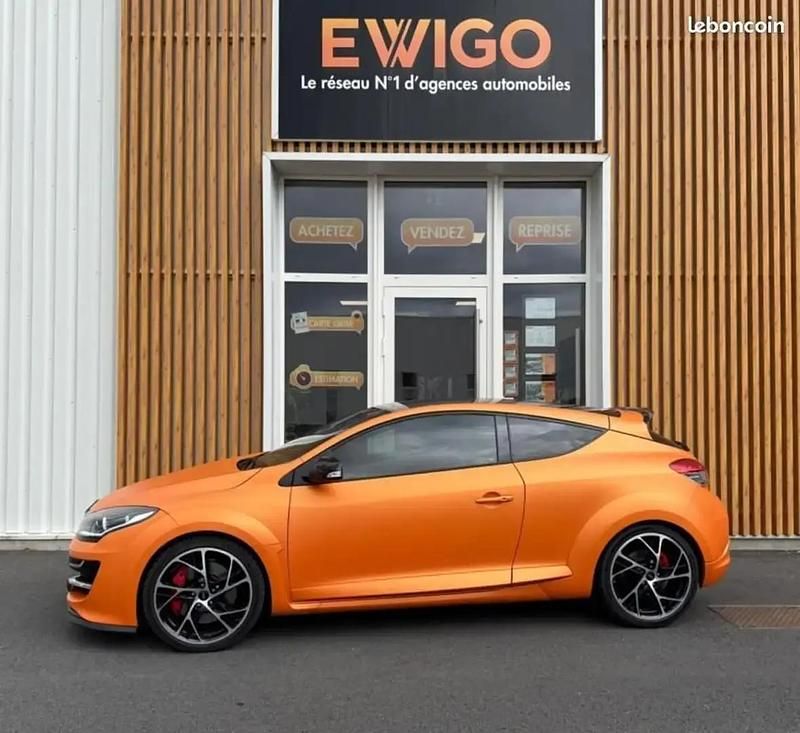 Noir Utilisé 2016 Renault Mégane Coupé R.S. Coupé | 27 480 € (Prix assez cher) - Image 1/4