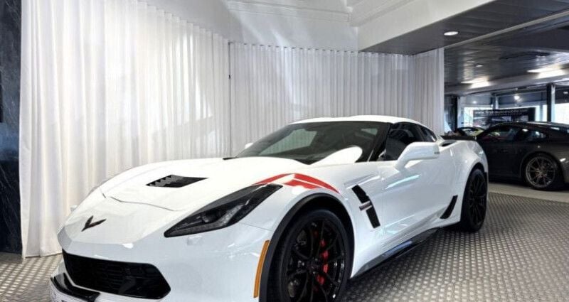 Utilisé 2019 Chevrolet Corvette Sport Coupé | 83 900 € (Prix juste) - Image 1/4