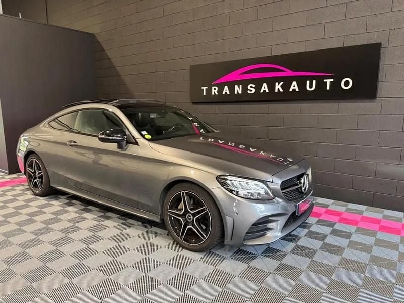 Gris Utilisé 2019 Mercedes C220 AMG line Coupé | 30 490 € (Prix juste) - Image 1/4