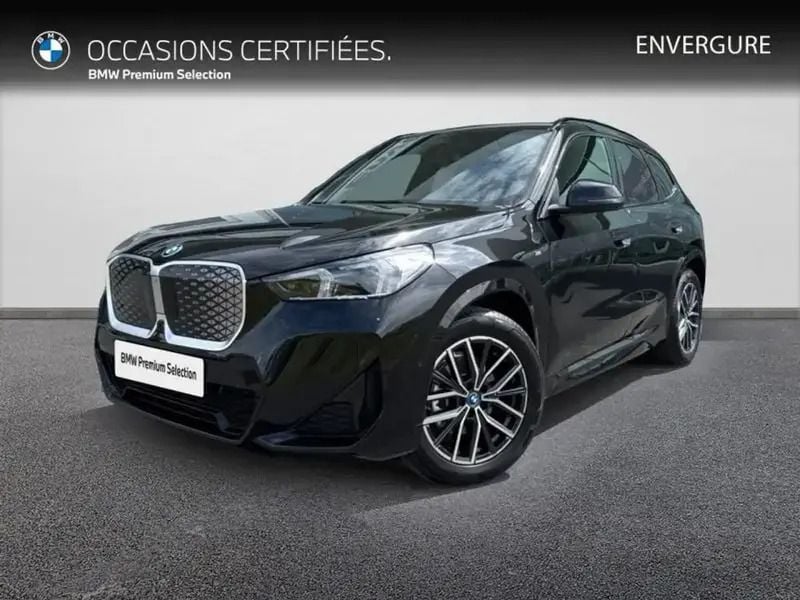 Utilisé 2025 BMW iX1 M Sport SUV | 52 890 € - Image 1/4