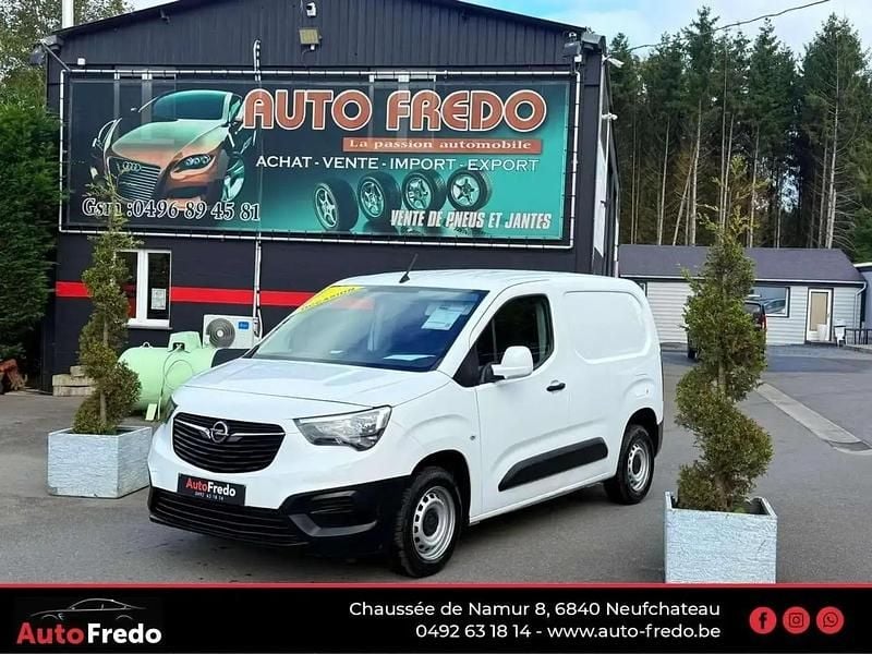 Blanc Utilisé 2019 Opel Combo Monospace | 12 900 € - Image 1/4