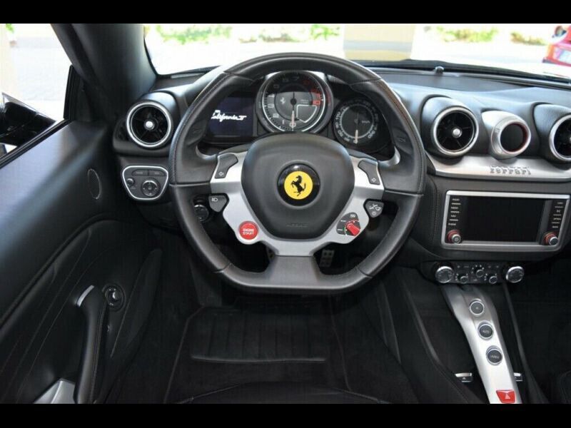 Occasion Ferrari California 560 ch (411 kW) 2014 Noir Cabriolet
