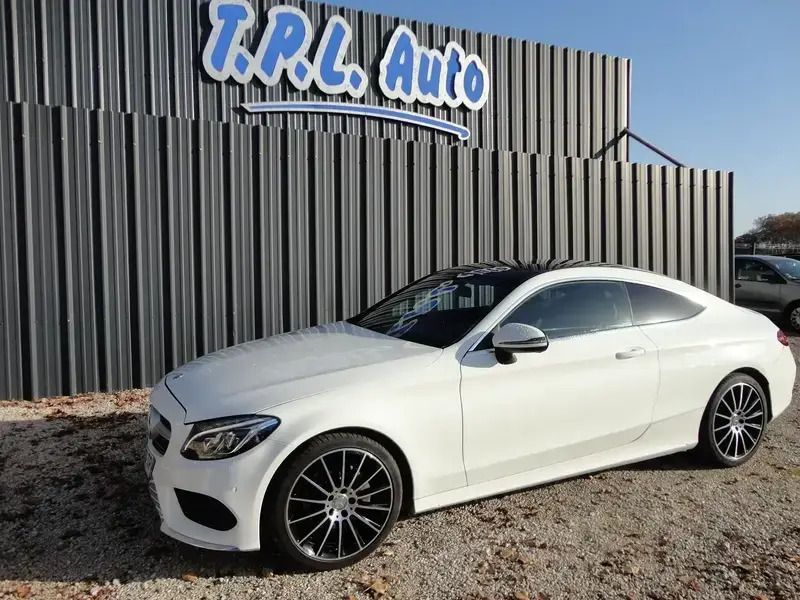 Blanc Utilisé 2015 Mercedes C220 AMG line Coupé | 22 400 € (Prix cher) - Image 1/4