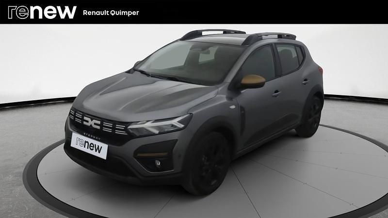 Gris Utilisé 2025 Dacia Sandero Extreme Citadine | 17 990 € (Prix assez cher) - Image 1/4