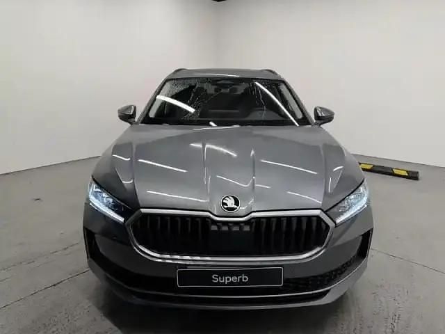 Occasion Skoda Superb 204 ch (150 kW) 2025 Gris graphite Break