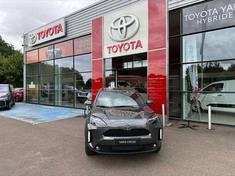 Utilisé 2025 Toyota Yaris Hybrid Design | 27 980 € (Prix assez cher) - Image 1/1