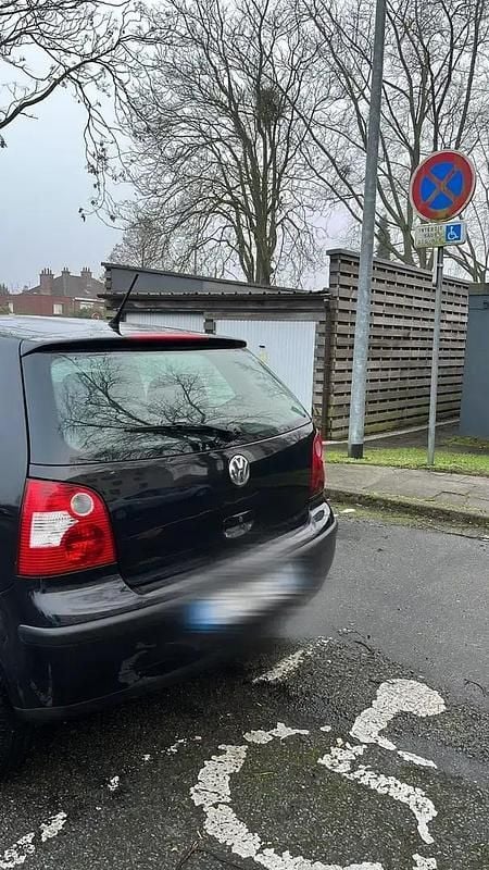 Occasion 2002 VW Polo Berline | 1 600 € - Image 1/4