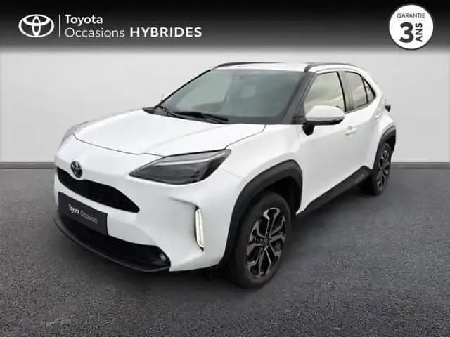 Blanc Occasion 2023 Toyota Yaris Hybrid Design SUV | 23 490 € (Prix juste) - Image 1/4